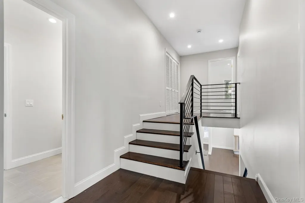 91 Worthington Road White Plains NY 10607