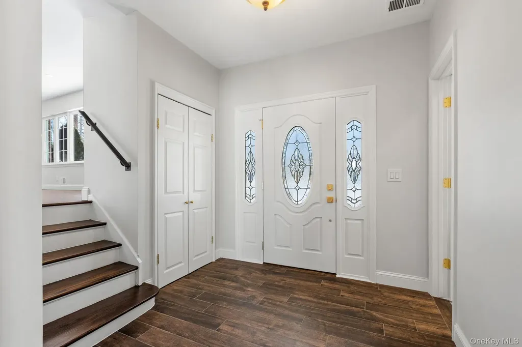 91 Worthington Road White Plains NY 10607