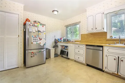 238 Rosehill Avenue New Rochelle NY 10804