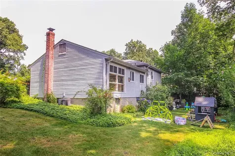 238 Rosehill Avenue New Rochelle NY 10804