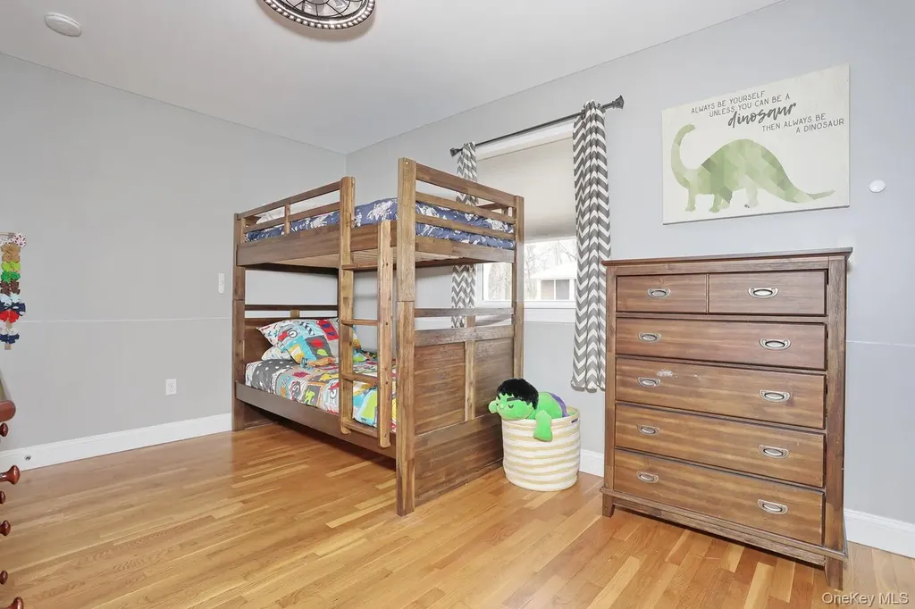 38 Westlyn Drive Bardonia NY 10954