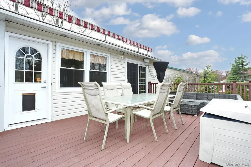 38 Westlyn Drive Bardonia NY 10954