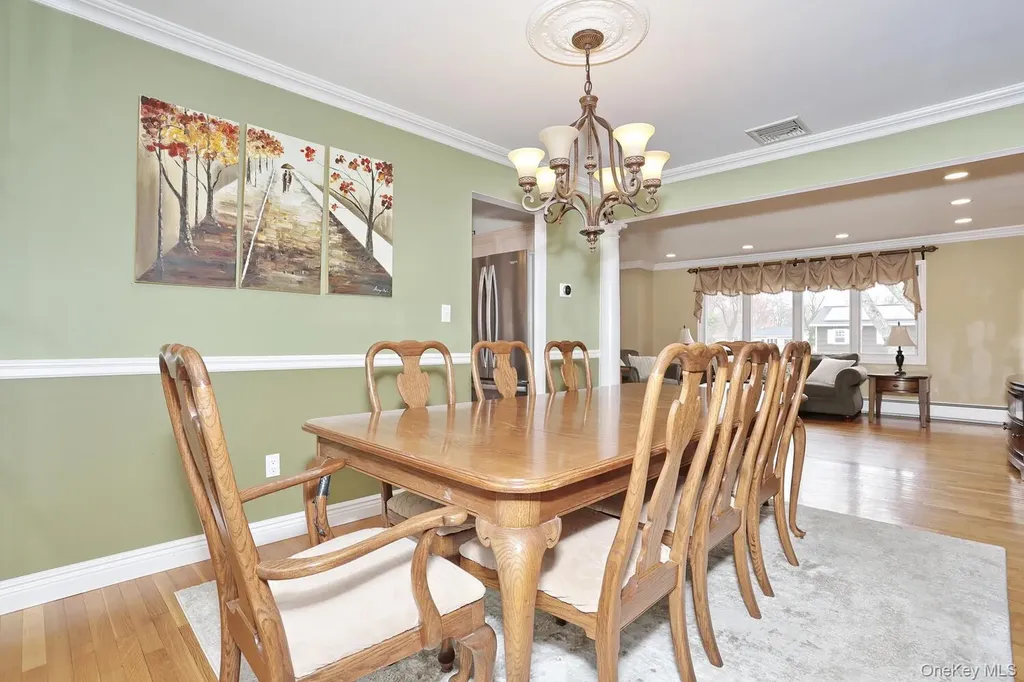 38 Westlyn Drive Bardonia NY 10954