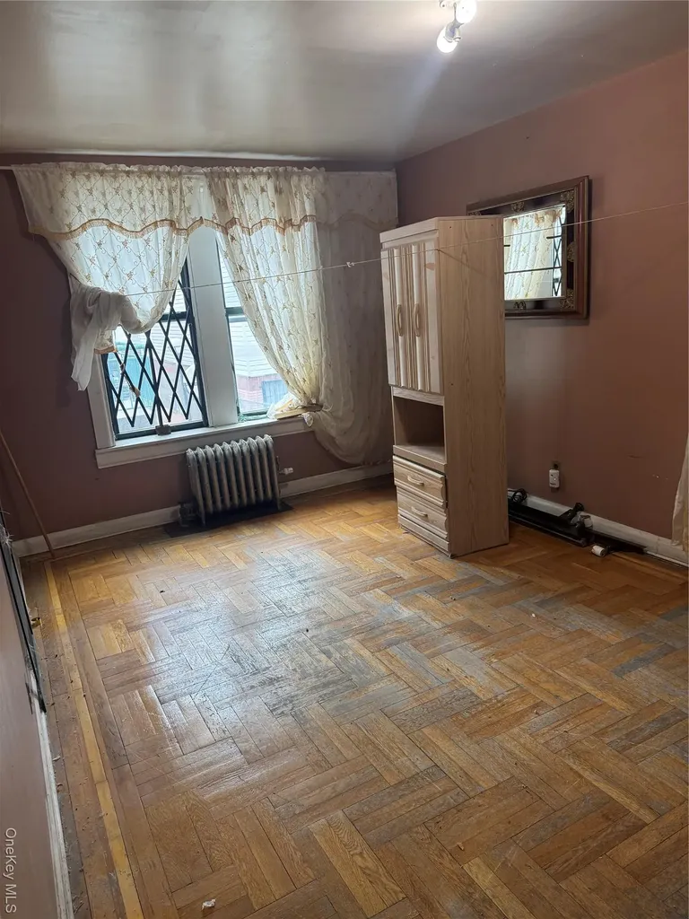 530 159th Bronx NY 10451