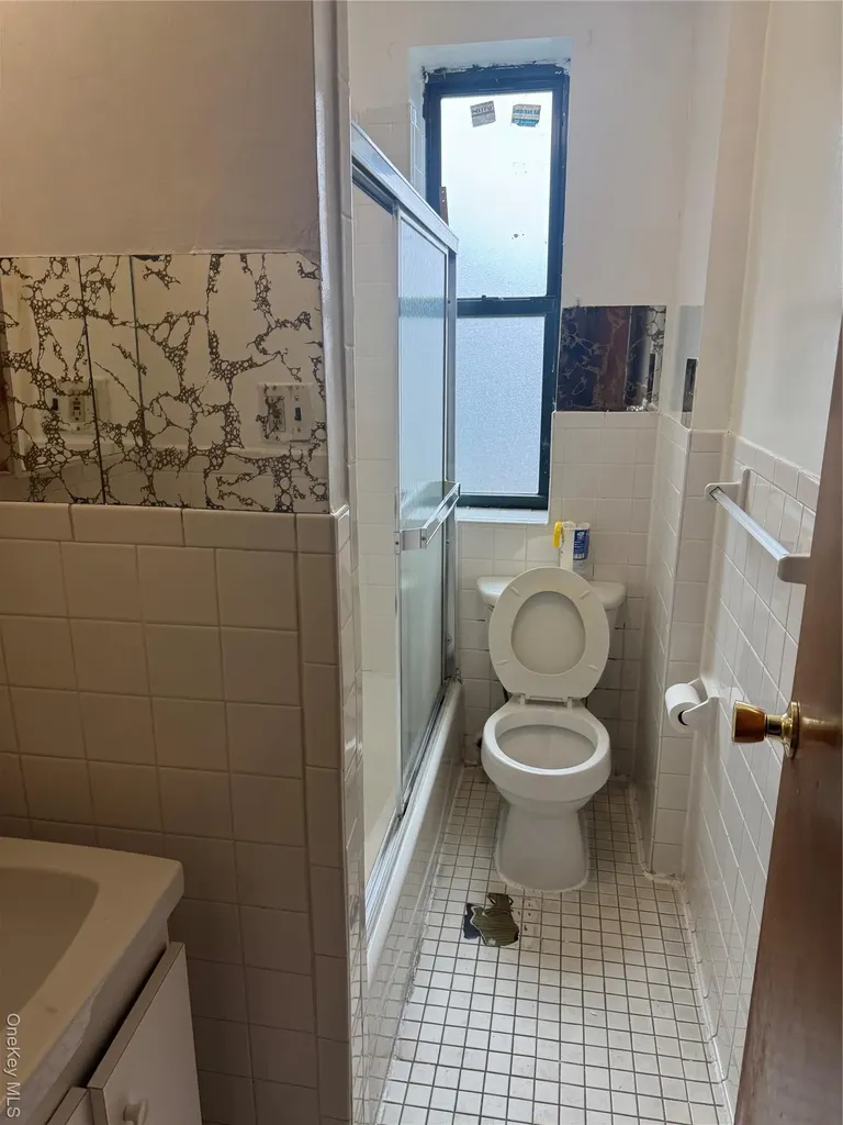 530 159th Bronx NY 10451