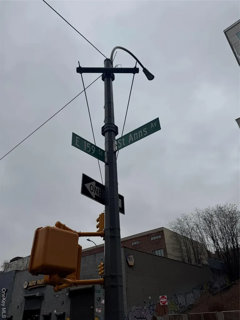 530 159th Bronx NY 10451