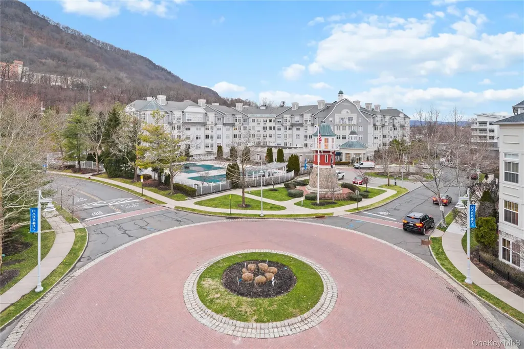 3 Harbor Pointe Drive Haverstraw NY 10927