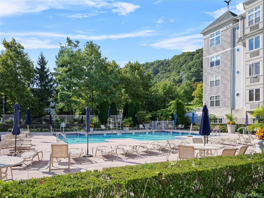 3 Harbor Pointe Drive Haverstraw NY 10927