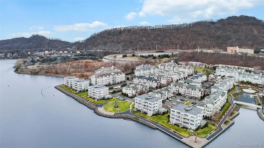 3 Harbor Pointe Drive Haverstraw NY 10927