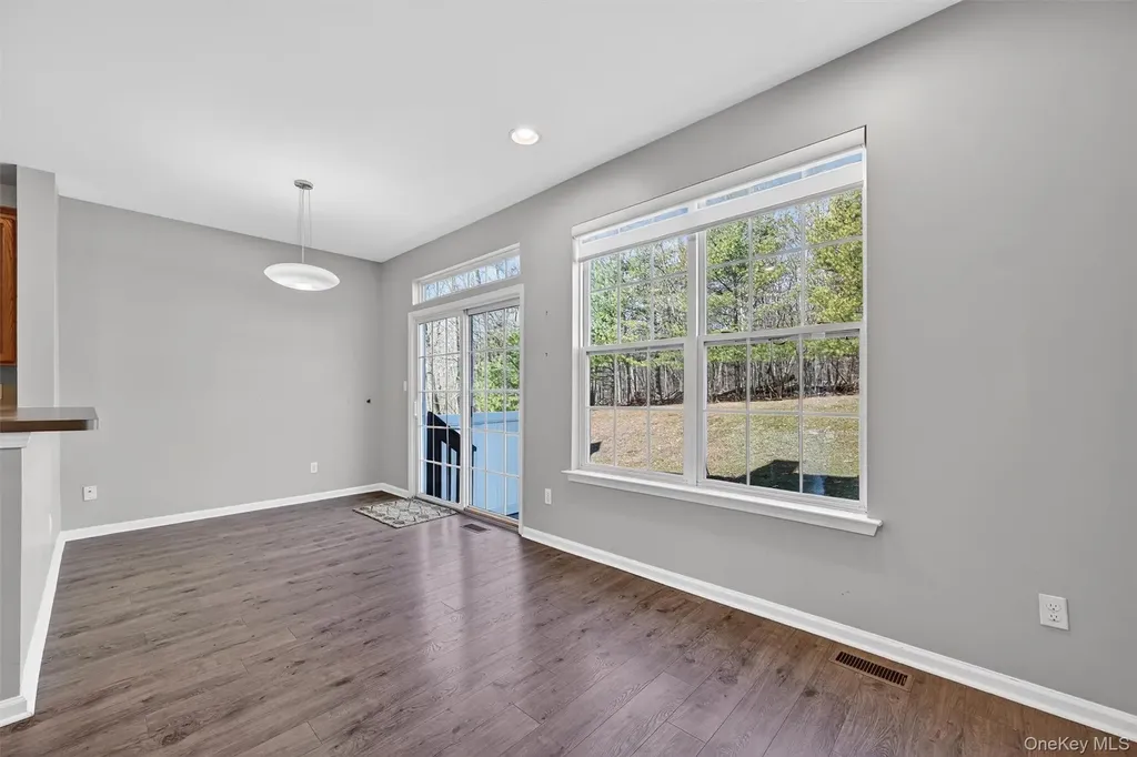 44 Barr Lane Monroe NY 10950