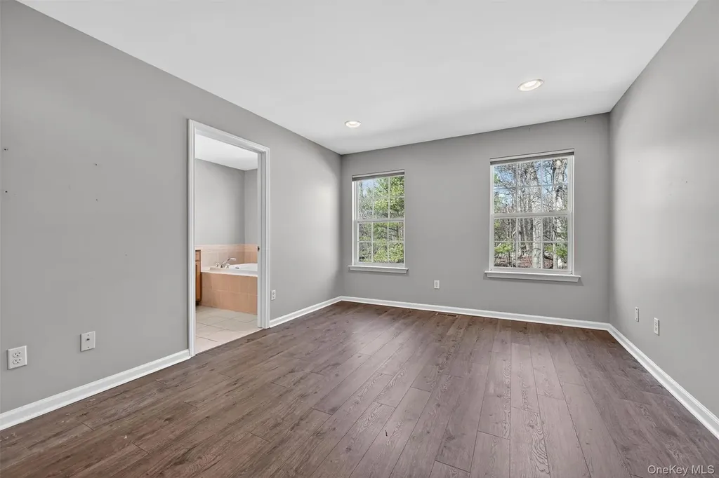 44 Barr Lane Monroe NY 10950