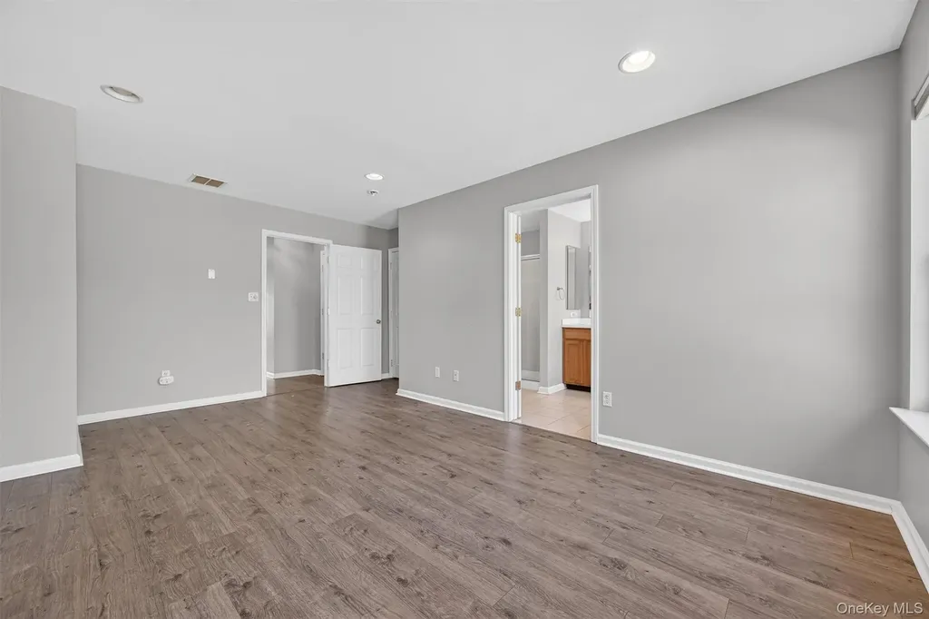 44 Barr Lane Monroe NY 10950