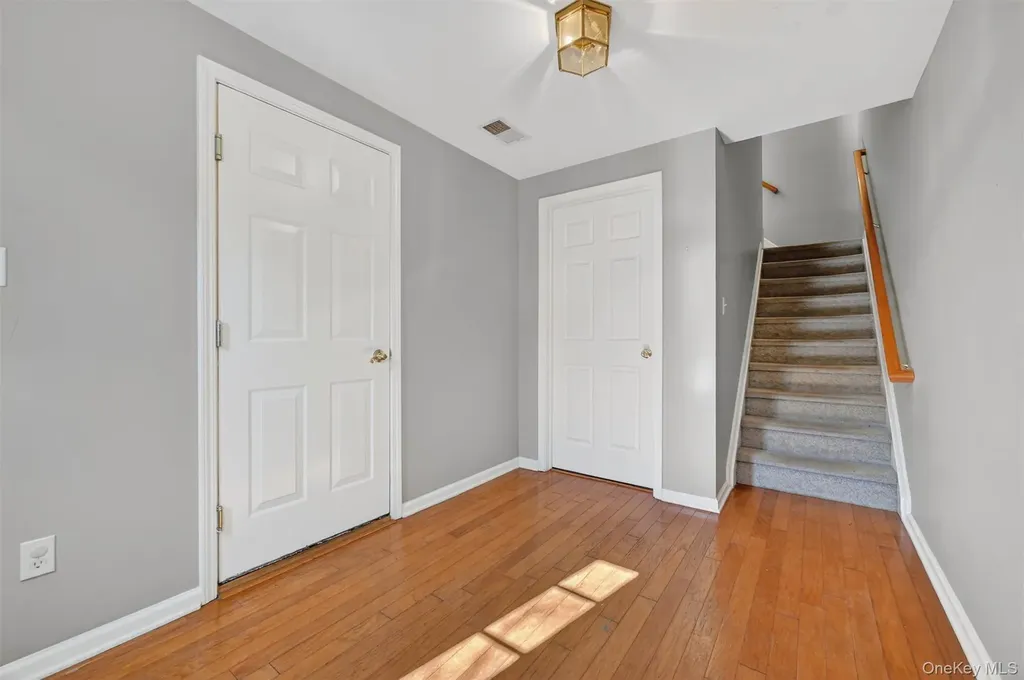 44 Barr Lane Monroe NY 10950