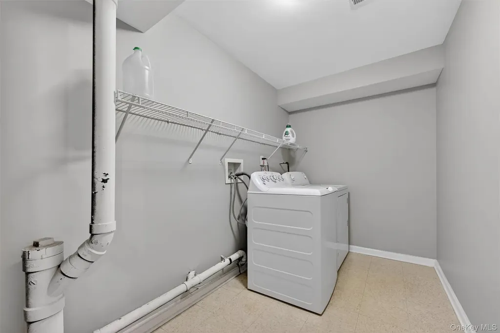 44 Barr Lane Monroe NY 10950