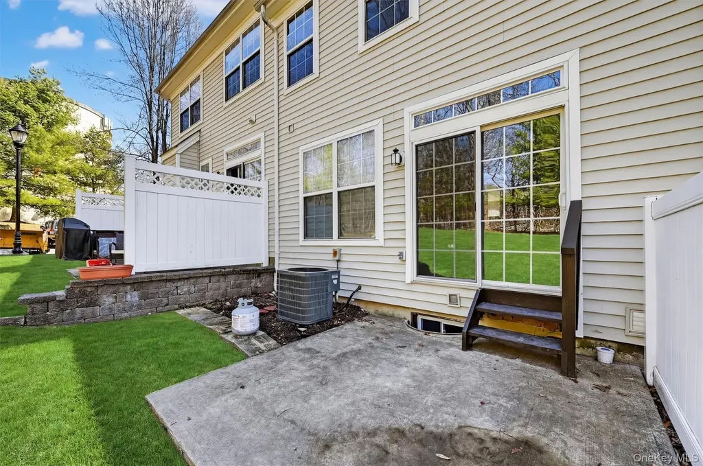 44 Barr Lane Monroe NY 10950