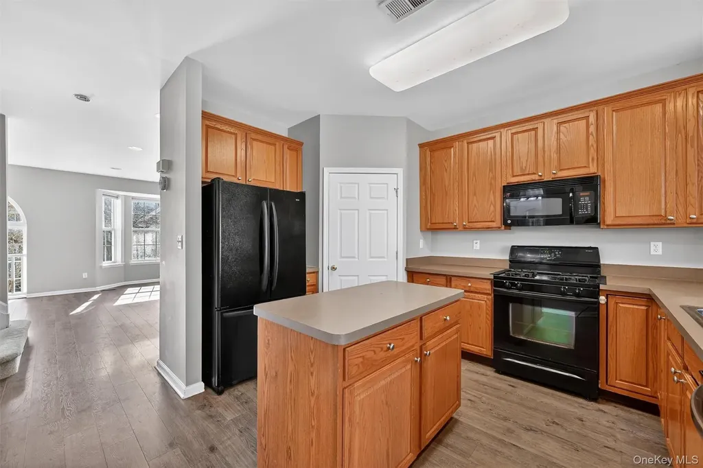44 Barr Lane Monroe NY 10950