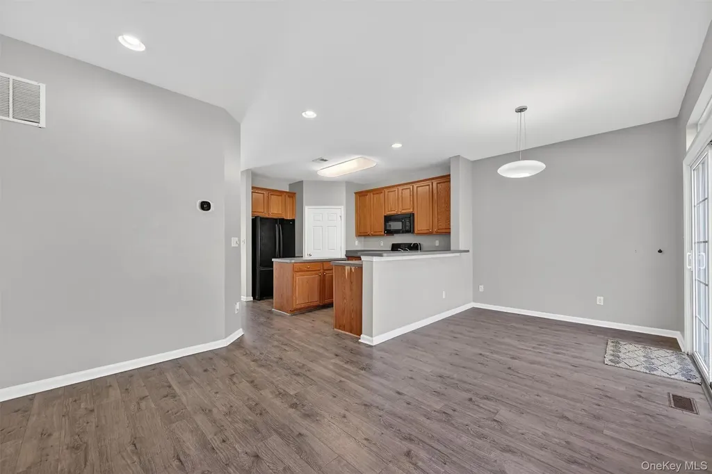 44 Barr Lane Monroe NY 10950