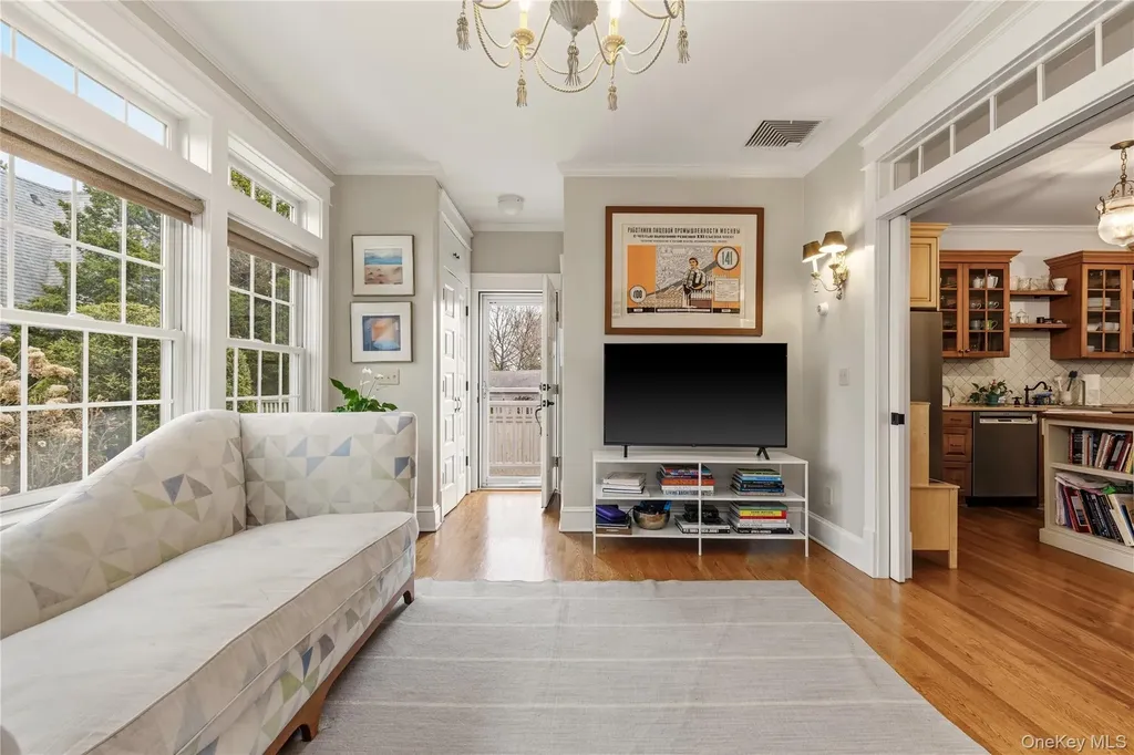 47 Hillcrest Avenue Larchmont NY 10538