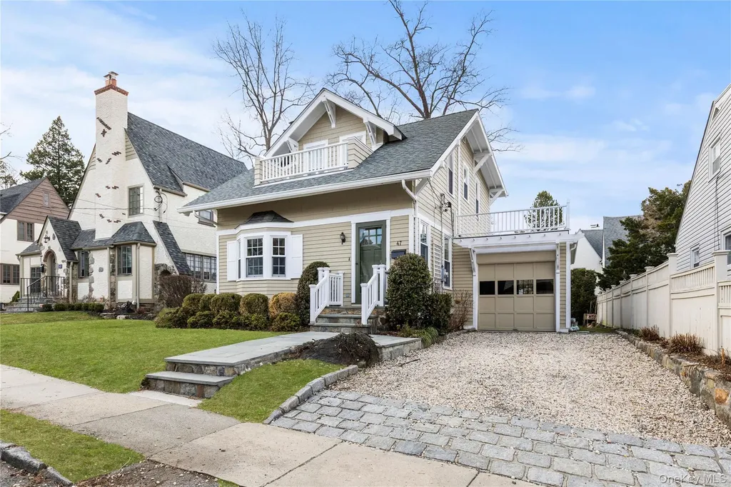 47 Hillcrest Avenue Larchmont NY 10538