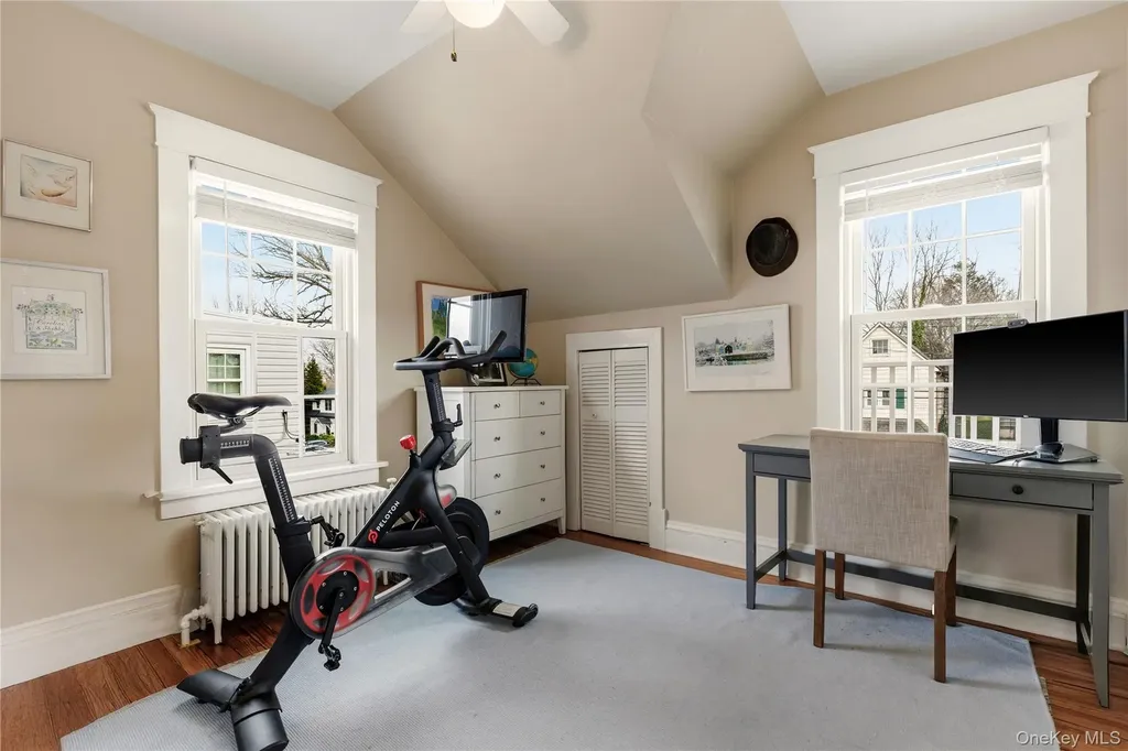 47 Hillcrest Avenue Larchmont NY 10538