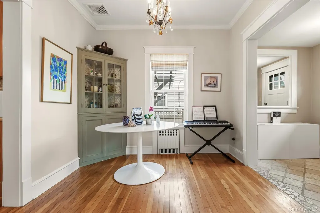 47 Hillcrest Avenue Larchmont NY 10538
