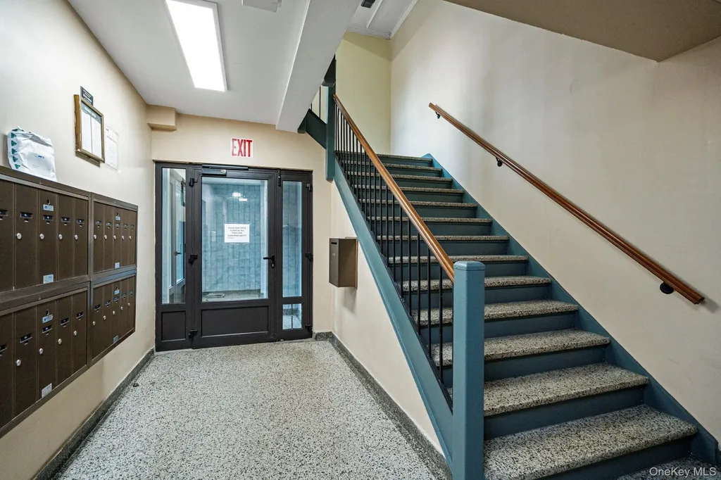 5221 65th Place Maspeth NY 11378