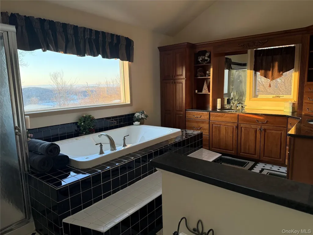 7 Tundra Terrace Cornwall NY 12518