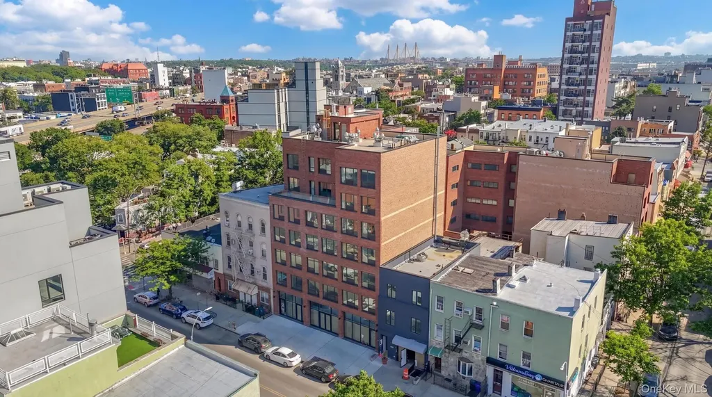 444 Graham Avenue Brooklyn NY 11211