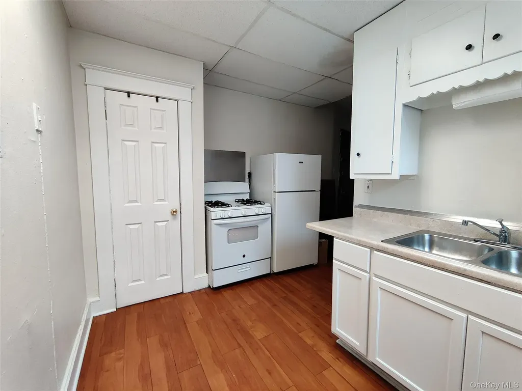 98 Montgomery Street Poughkeepsie NY 12601
