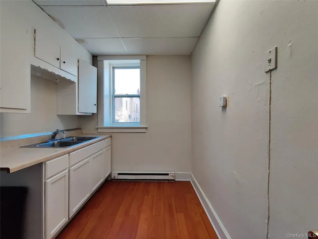 98 Montgomery Street Poughkeepsie NY 12601
