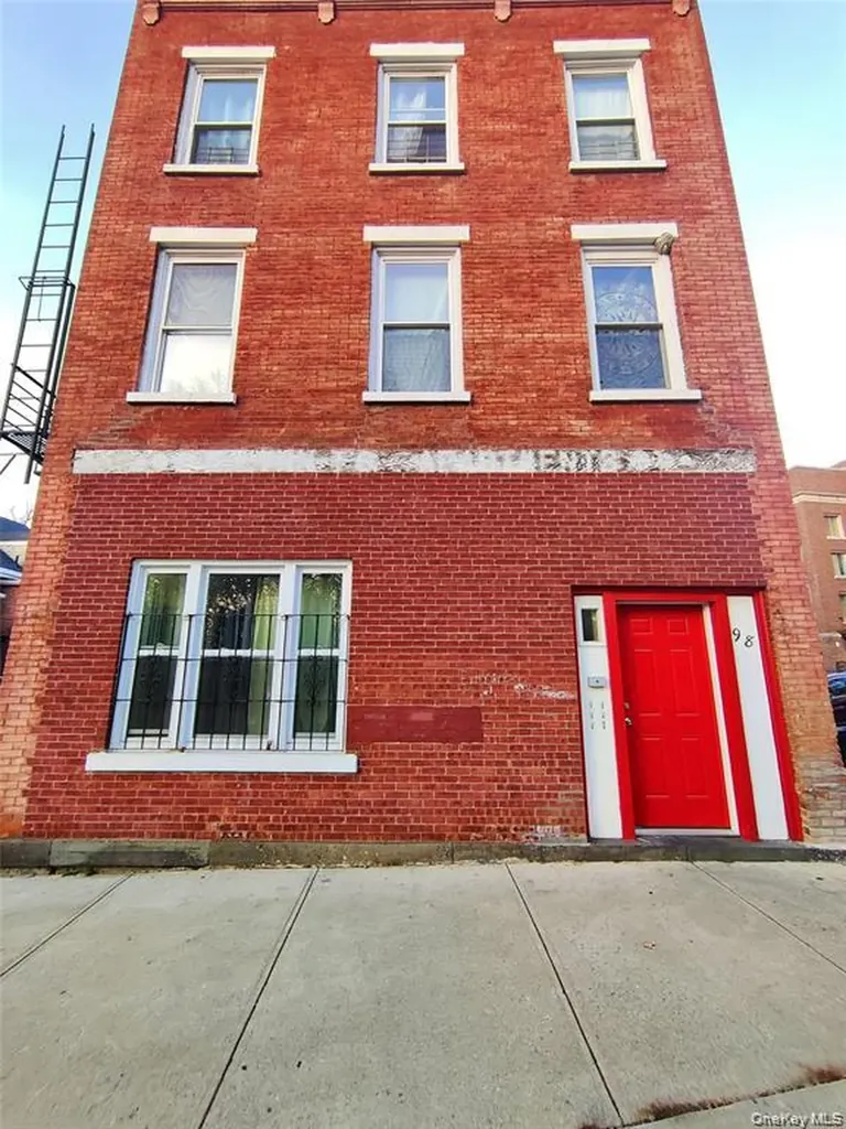 98 Montgomery Street Poughkeepsie NY 12601