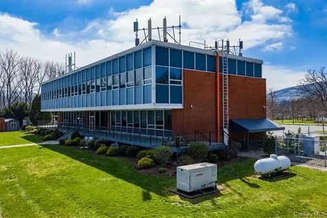 70 Pleasant Hill Road New Windsor NY 12553