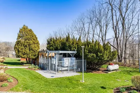 70 Pleasant Hill Road New Windsor NY 12553