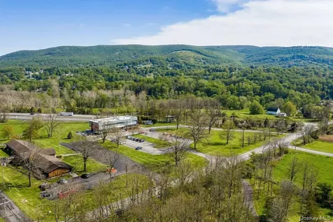 70 Pleasant Hill Road New Windsor NY 12553