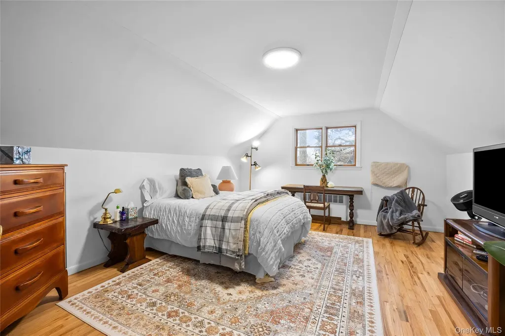 88 Evans Avenue Albertson NY 11507