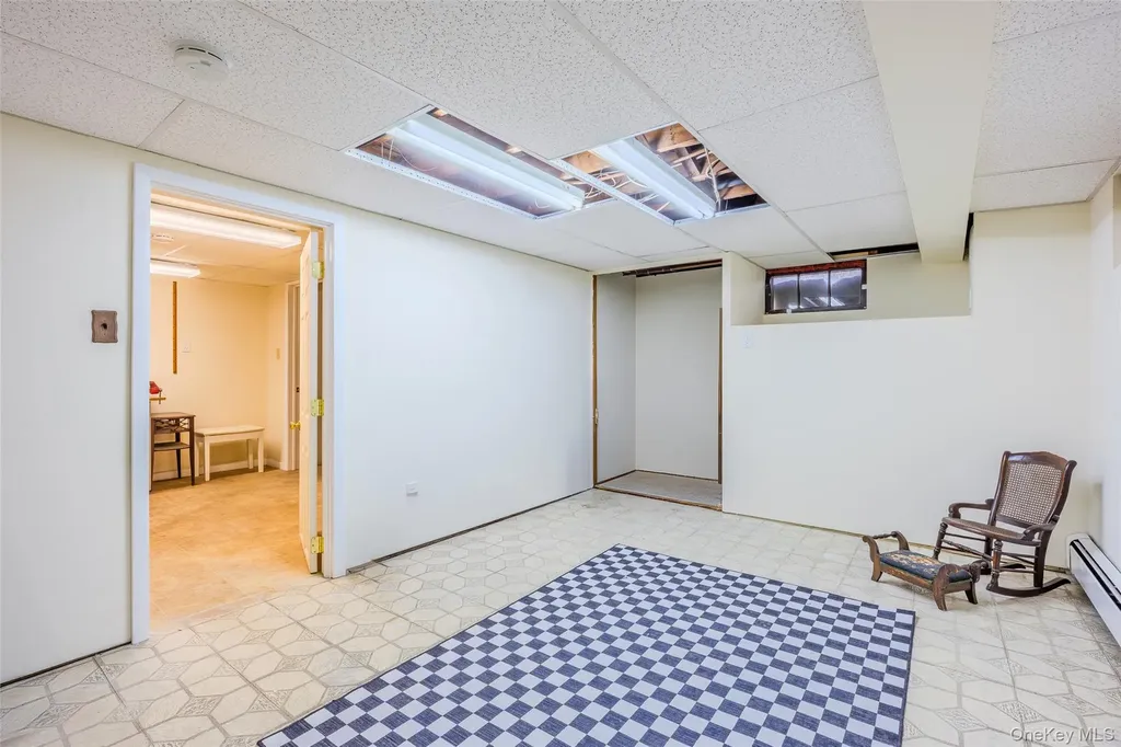88 Evans Avenue Albertson NY 11507