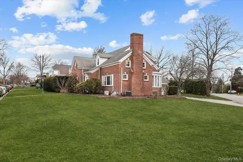10 Madison Road Scarsdale NY 10583
