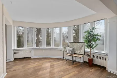 10 Madison Road Scarsdale NY 10583