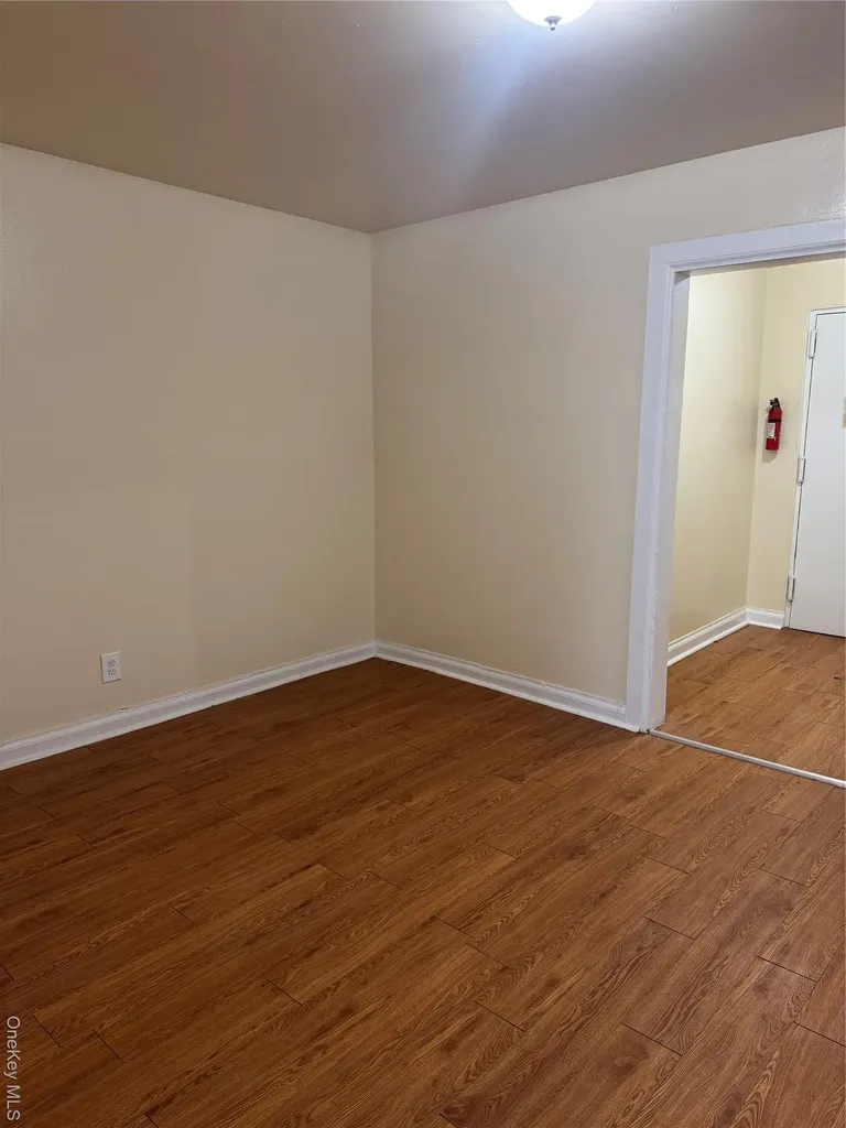 530 E 159th Street Bronx NY 10451