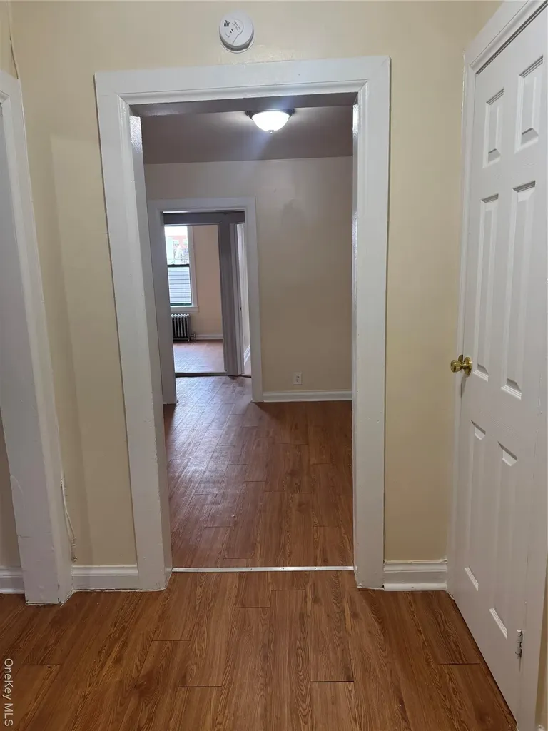 530 E 159th Street Bronx NY 10451