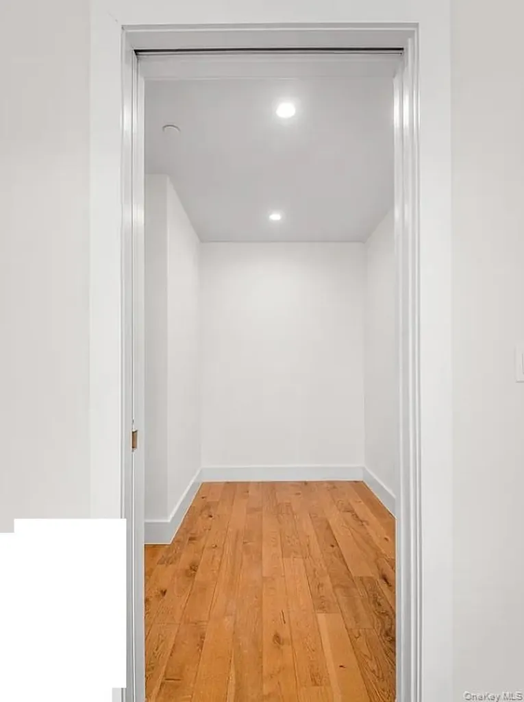 499 Evergreen Avenue Brooklyn NY 11221