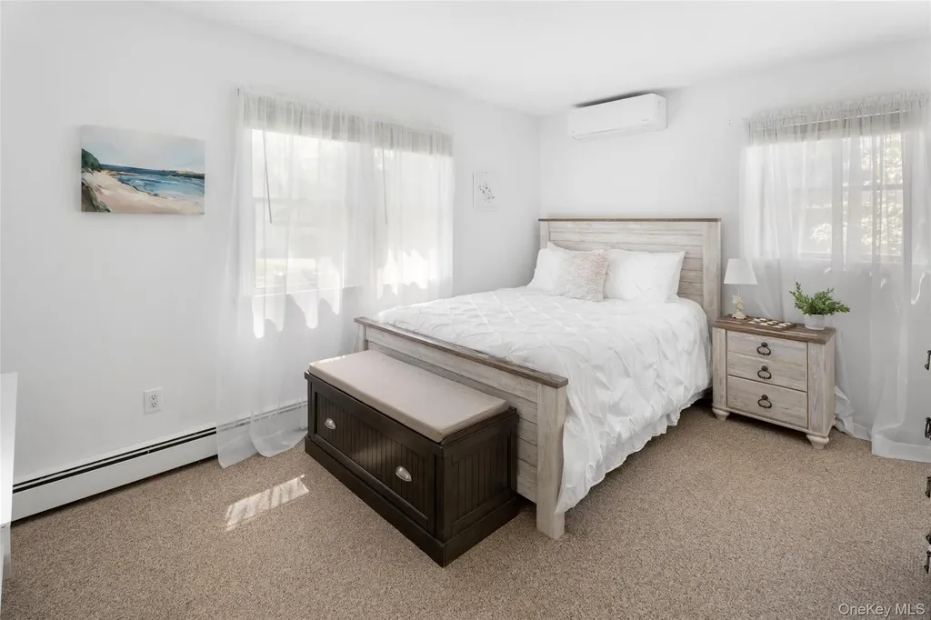 27 Summit Boulevard Westhampton NY 11977