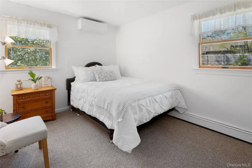 27 Summit Boulevard Westhampton NY 11977