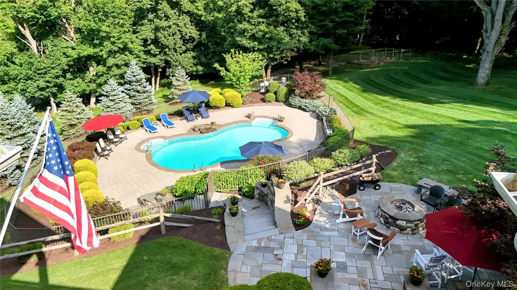 1 Peck Ridge Road Warwick NY 10990