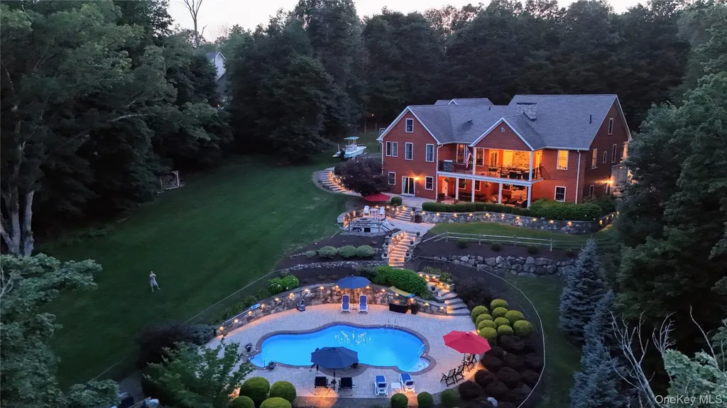 1 Peck Ridge Road Warwick NY 10990