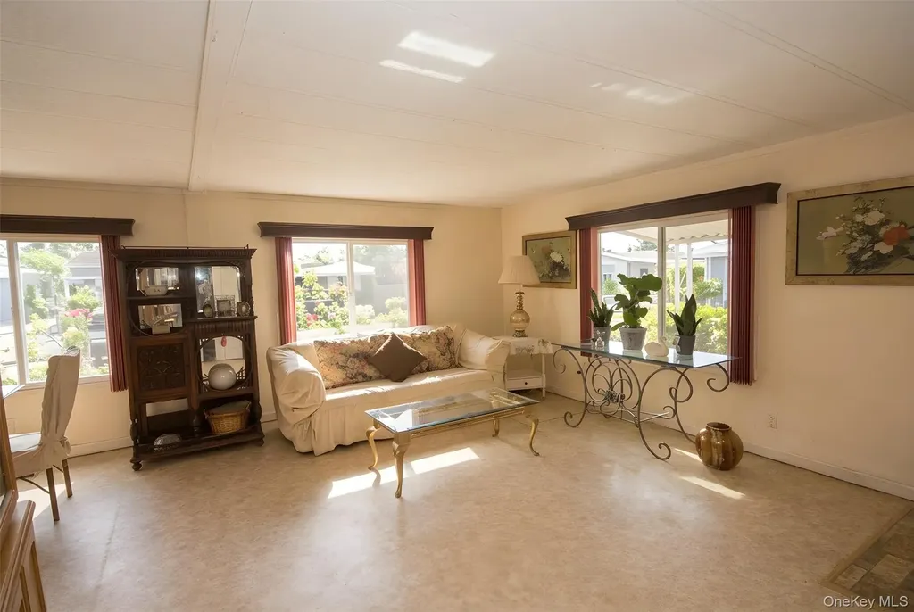 14 Buttercup Drive Bohemia NY 11716
