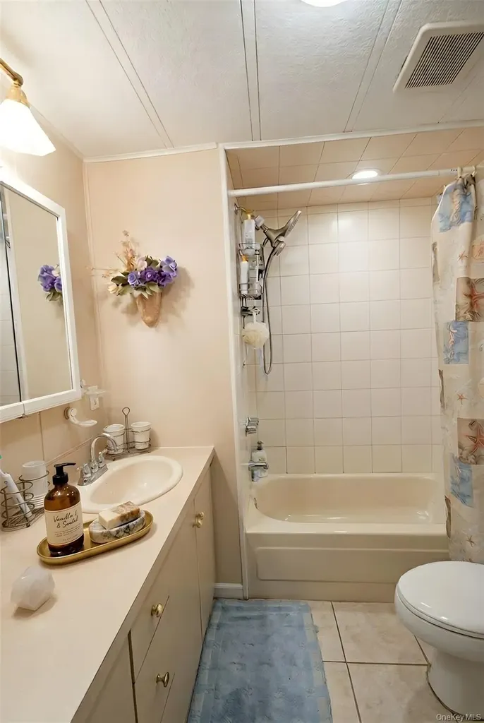 14 Buttercup Drive Bohemia NY 11716