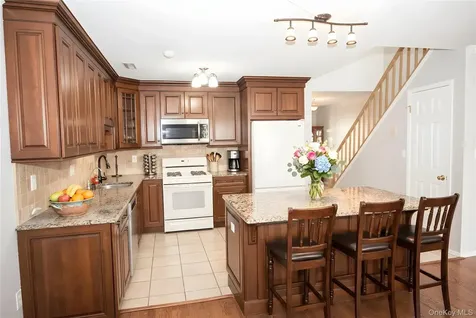 359 Colonial Circle Manorville NY 11949