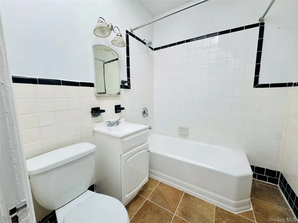 76-18 85th Road Woodhaven NY 11421