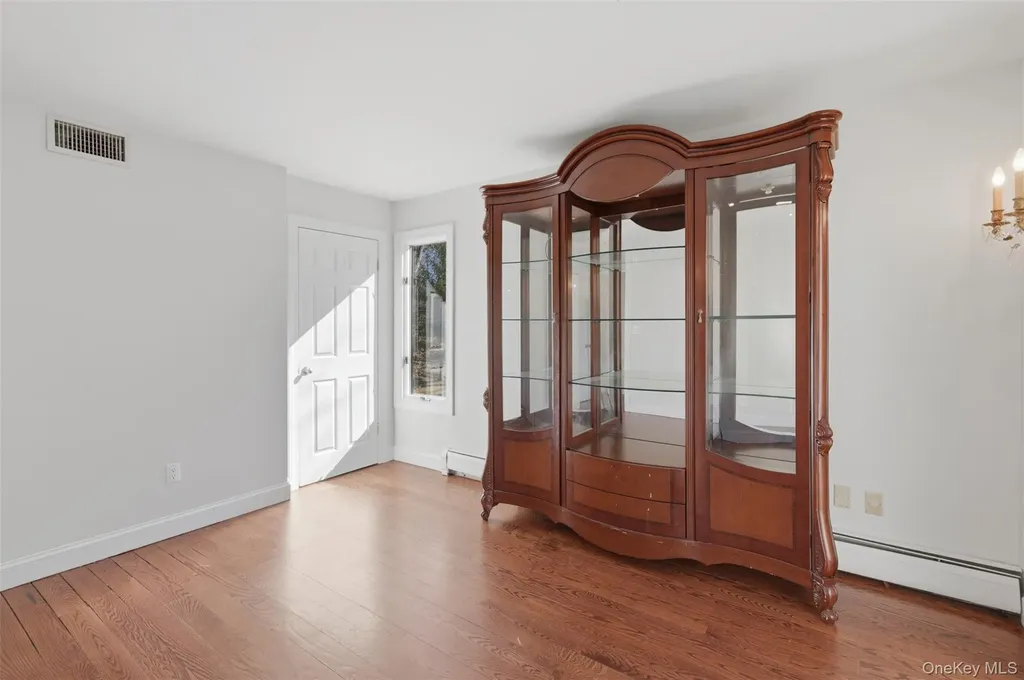 41 S Monsey Road Monsey NY 10952